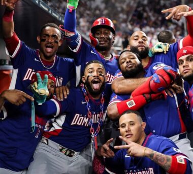 Dominicana somete a Venezuela y cierra invicta la fase de grupos en el Clásico Mundial